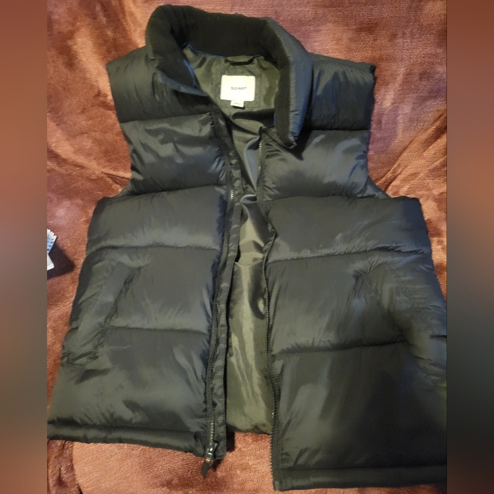 Old navy vest